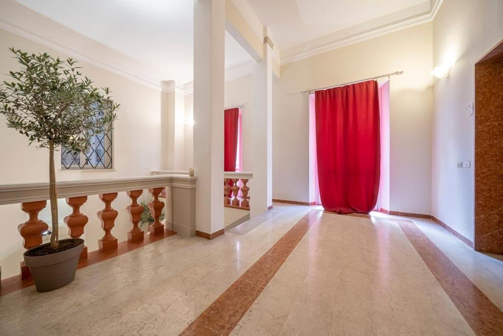 Via Emilia Centro - Stupendo Appartamento A Modena Dış mekan fotoğraf