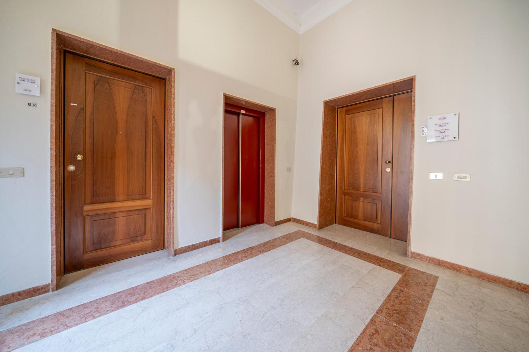 Via Emilia Centro - Stupendo Appartamento A Modena Dış mekan fotoğraf